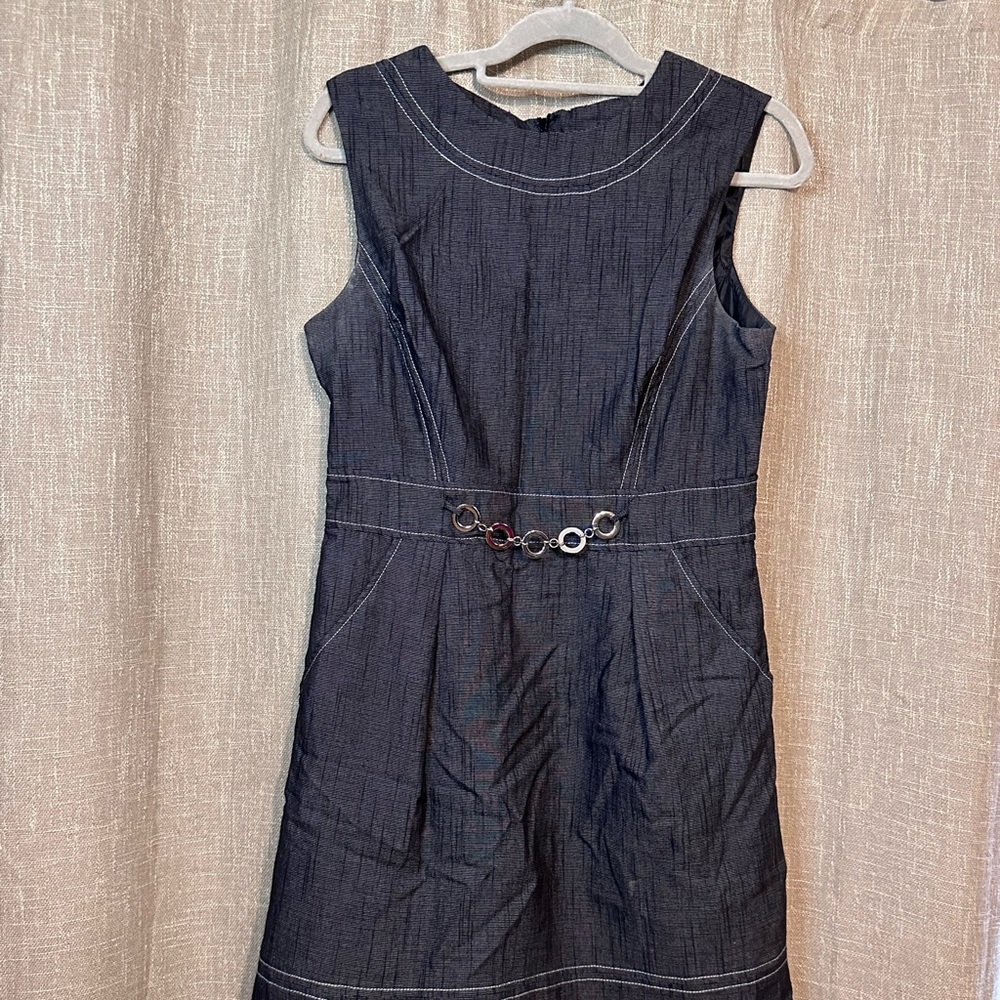 Sandra Darren Womens Size 12 Sleeveless Sheath Dress Gray